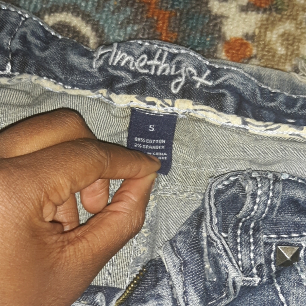 Jeans - Picture 3 of 3